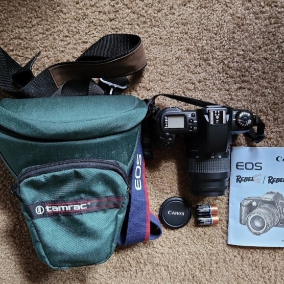 Canon Rebel G Camera - Picture 2 of 3